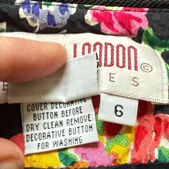 Maggie London Vintage Silk Quilted Paisley Floral Cropped Jacket Sz 6 - Picture 6 of 6